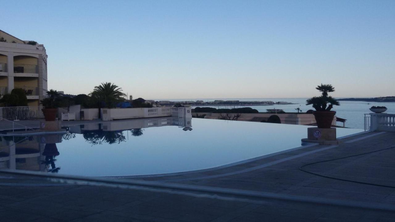 Appartement Renove, Piscine A Debordement, Vue Mer Cannes Exterior foto