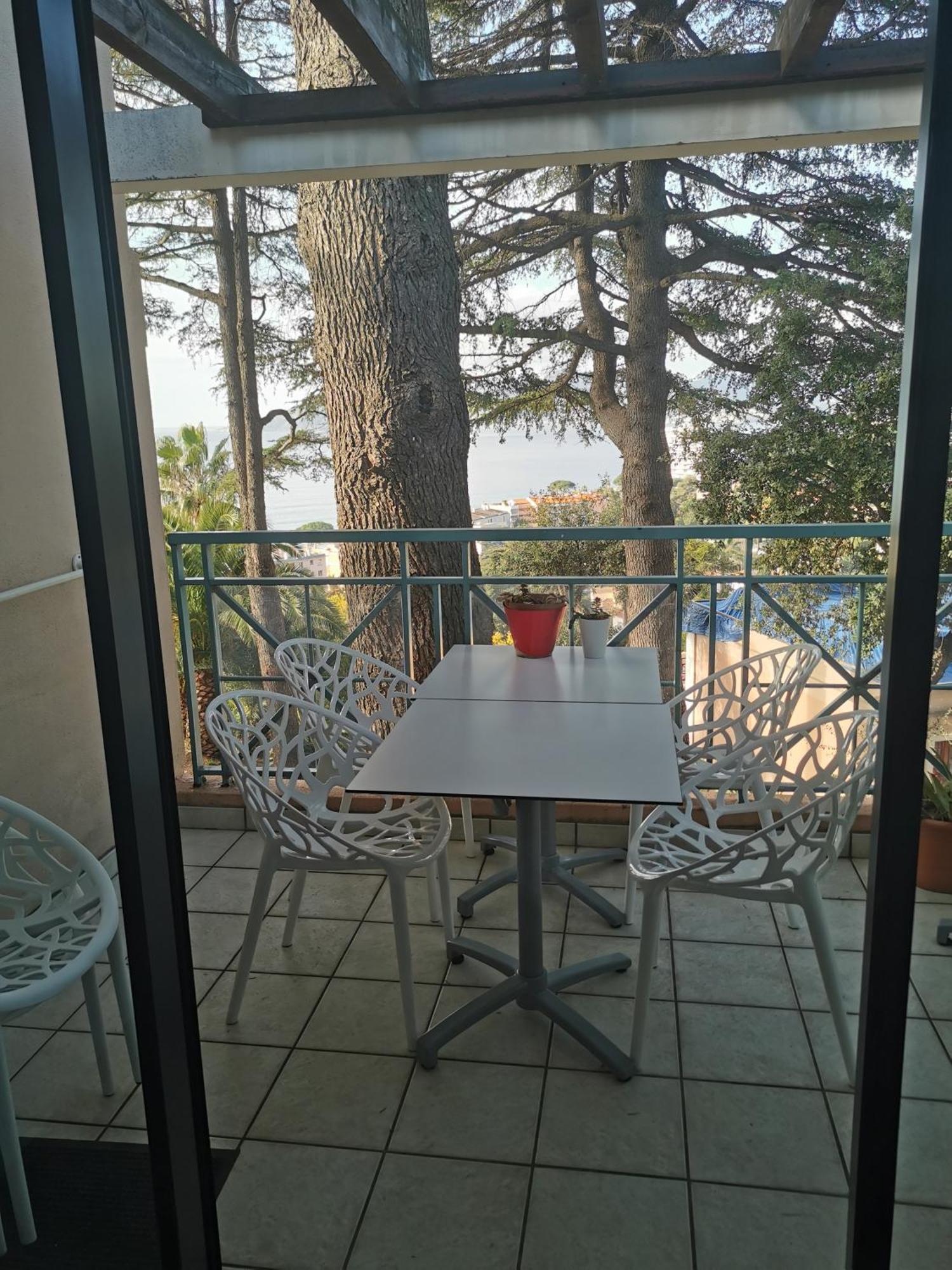 Appartement Renove, Piscine A Debordement, Vue Mer Cannes Exterior foto